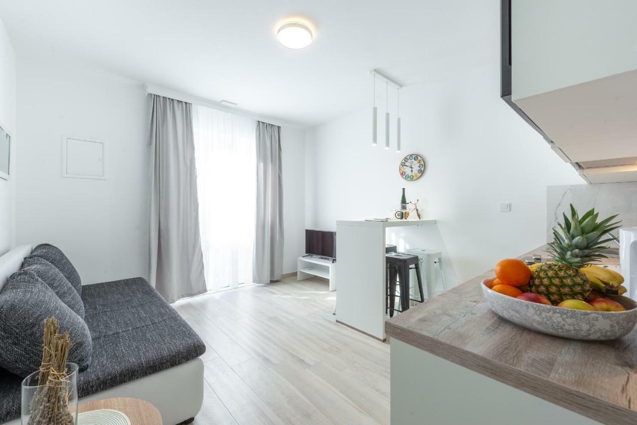 Monidul Apartment